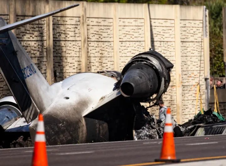 naples plane crash